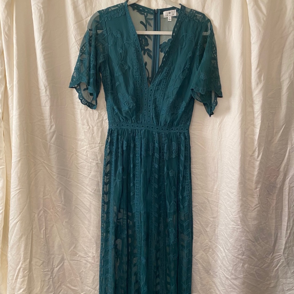 Socialite Overlay Lace Romper. Size S.